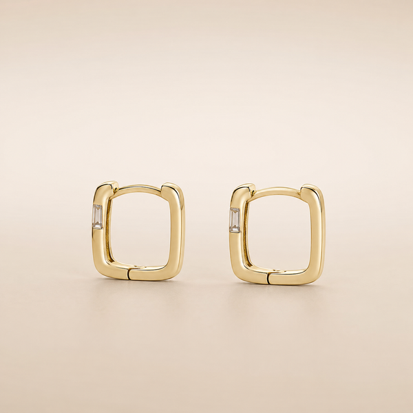 Vervit Gold Mini Hoop Earrings for Women – 18K Gold-Plated 316L Stainless Steel