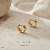 Vervit Gold Minimal Huggie Hoop Earrings for Women – 18K Gold Plated 316L Stainless Steel
